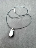 GÜMÜŞTEL EL SANATLARI Sertifikalı Hematit Taşı Doğal Taş Kolye Zincir Ve Ip Zirkon Taş Detaylı thumbnail 2