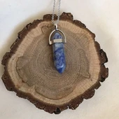 GÜMÜŞTEL EL SANATLARI Sertifikalı Sodalit Doğal Taş Pandül Kesim Kolye thumbnail 2