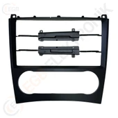 OTO TABLET ÇERÇEVE BENZ W203/GLK CLASS 2005-2009 9' SİYAH TAC-313 thumbnail 1