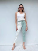 Kadın Basic Yuvarlak Yaka Beyaz Atlet thumbnail 5