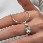 Gümüş Beyaz Zirkon Taşlı Kalp Kadın Kolye - 5