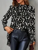 Kadın Uzun Kollu Yarı Balıkçı Yaka Desenli Dokuma Bluz - 1