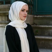 Hediyelik Şal - İnci Tesbih - Kişiye Özel Pleksi - Kurdela İle Süslenmiş - Krem - 2