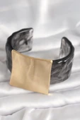 Siyah Mermer Desen Akrilik Plastik Gold Kare Plaka Model Vintage Kadın Bilezik - TJ-BB6681 - 2