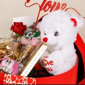 Ayyıldız Kalpli Hediye Sepeti - 3