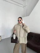 Bej Bisiklet Yaka Atkılı Oversize Kazak - 3