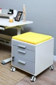 Creo Mobili Çekmeceli Kilitli Tekerlekli Vega Keson, Oturulabilir Ofis ve Ev Komodini, Beyaz/Sarı - 6