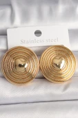 Pirinç Gold Renk Kalp İşlemeli Daire Plaka Model Kadın Küpe - TJ-BKP10155 - 1