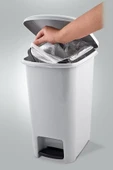Slim Pedallı Çöp Kovası 15 Lt. Royaleks-M1052 - 1