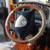 DİKİŞLİ DİREKSİYON KILIFI BEJ TABA DERİ SİYAH DİKİŞLİ MERCEDES TIR KAMYON İÇİN thumbnail 1
