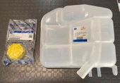 Ford Connect Radyatör Yedek Su Deposu ve Kapağı 2002-2013 - 1