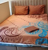 TÜRKİZ ÇİFT KİŞİLİK PAMUK SATEN NEVRESİM TAKIMI PAPATYA thumbnail 3