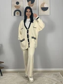 Kadın Şerit Detaylı Gold Düğmeli Oversize Hırka Pantolon Takım (Krem) thumbnail 3