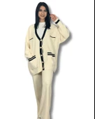 Kadın Şerit Detaylı Gold Düğmeli Oversize Hırka Pantolon Takım (Krem) thumbnail 1