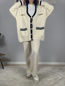 Kadın Şerit Detaylı Gold Düğmeli Oversize Hırka Pantolon Takım (Krem) thumbnail 4