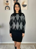 Kadın Baklava  Desenli Etekli Alt Üst Triko Takım (Siyah) thumbnail 2