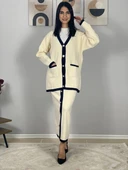 Kadın Şerit Detaylı Gold Düğmeli Oversize Hırka Etek Takım (Krem) - 2