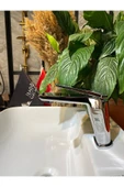Lavabo Bataryası Silver Gümüş Banyo Musluğu Velar Tasarım Lavabo Musluğu thumbnail 1
