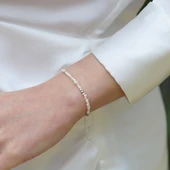 İncili Asansörlü Gümüş Bileklik thumbnail 4