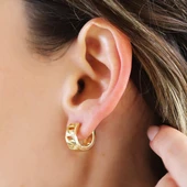 Gurmet Modeli Bombeli Gümüş Küpe thumbnail 2