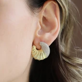 Kruvasan Zirkon Taşlı Gold Gümüş Küpe thumbnail 1