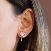 Gül Kelebekli Sedefli Gümüş Küpe thumbnail 1