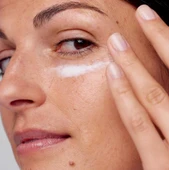 Clinique Smart Clinical Repair Kırışıklık Düzeltici Göz Kremi 15 Ml - 4