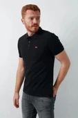 Levi's Erkek Polo Yaka Kısa Kol T-Shirt - Minimalist Günlük Stil - 4