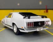 Welly Koleksiyon 1 / 24  1970 Ford Mustang Boss Beyaz Model Metal Araba - 4