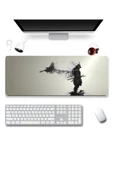 SonicTouch UltraGrand Kuzgun ve Samuray Dikişsiz Xxl Gaming Oyuncu Masaüstü Siyah Beyaz Klavye Mouse Pad 40x90Cm - 2