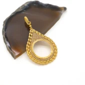 Yarım Altın Çerçeveli Kolye Ucu Altın Kaplama İşlemeli TGR-711 thumbnail 2