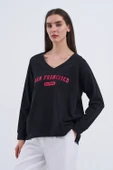 Trend Kadın Yeni "SAN FRANCISCO" yazılı sweatshirt ile şehir hayatının enerjisini üzerinizde taşıyın - 5