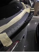 Tesla model Y bagaj spoiler performance tipi karbon karbonfiber - 2