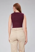Astarlı Sıfır Kol Kare Yaka Dekolteli Çıtçıtlı Bodysuit - 7