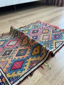 49x77 cm Eşsiz El Dokuma Türk Kilimi, Vintage Yün Halı, Harika Renkli Anadolu El Yapımı Yün Kilim, Geleneksel Kilim - 3