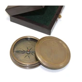 Ahşap Kutulu Pirinç Pusula Model 7 thumbnail 1