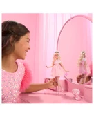 Barbie Deluxe Style Sarı Saçlı Bebek HYV27 - 5