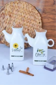 Sezka Life 2 Adet Bambu Kapaklı Seramik Yağlık & Sirkelik Ve 2 Adet Suya Dayanıklı Özel Etiket - 1000ml - 1