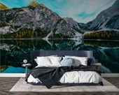 Karlı Dağ Göl ve Orman Manzaralı Duvar Kağıdı thumbnail 2