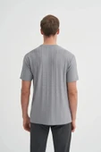 Cazador Regular Fit Bisiklet Yaka İnce Çizgili tişört thumbnail 3