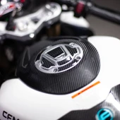 CF 450 SR 2024 ile Uyumlu Kaydırmaz 6D Karbon 15 Parça Tank Pad Seti GC16 - 5