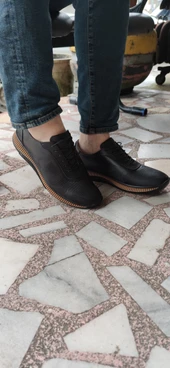 ÇİĞDEM AYALP SİYAH DERİ AYAKKABI thumbnail 4