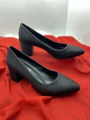 ÇİĞDEM KALIN ÖKÇE SİYAH SİMLİ SİVRİ BURUN AYAKKABI thumbnail 2