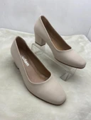 ÇİĞDEM NUDE DERİ KADIN KÜT BURUN ALÇAK TOPUKLU AYAKKABI (AS2A) thumbnail 1