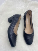 ÇİĞDEM SİYAH DERİ KÜT BURUN ALÇAK TOPUKLU AYAKKABI (AS4) thumbnail 3