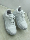 ÇİĞDEM BEYAZ DERİ YÜKSEK TABAN DELİKLİ KADIN SPOR AYAKKABI thumbnail 5