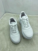 ÇİĞDEM BEYAZ DERİ YÜKSEK TABAN DELİKLİ KADIN SPOR AYAKKABI thumbnail 3