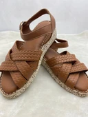 VOYAGER 8433 TABA HAKİKİ DERİ ORTOPEDİK ÖRGÜLÜ KADIN SANDALET thumbnail 11