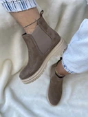 ÇİĞDEM GERÇEK DERİ YANLARI LASTİKLİ KUM RENGİ BİLEK BOY BOT thumbnail 2