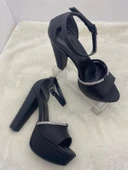 ÇİĞDEM  SİYAH SATEN BİLEKTEN TOKALI TAŞLI PLATFORM TOPUKLU AYAKKABI thumbnail 5